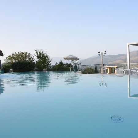 Bosco D'Olmi Country House Sant'Andrea del Garigliano エクステリア 写真