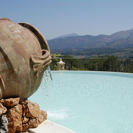 Bosco D'Olmi Country House Sant'Andrea del Garigliano エクステリア 写真