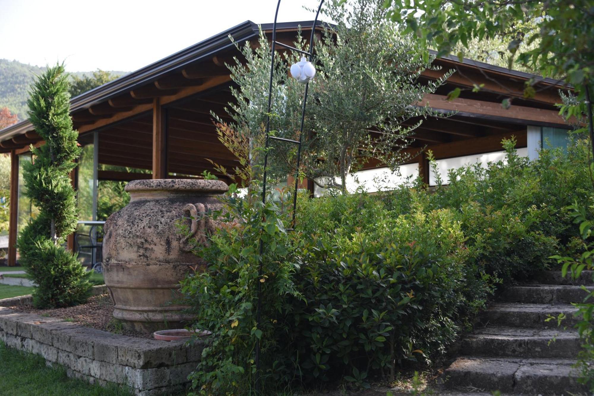 Bosco D'Olmi Country House Sant'Andrea del Garigliano エクステリア 写真