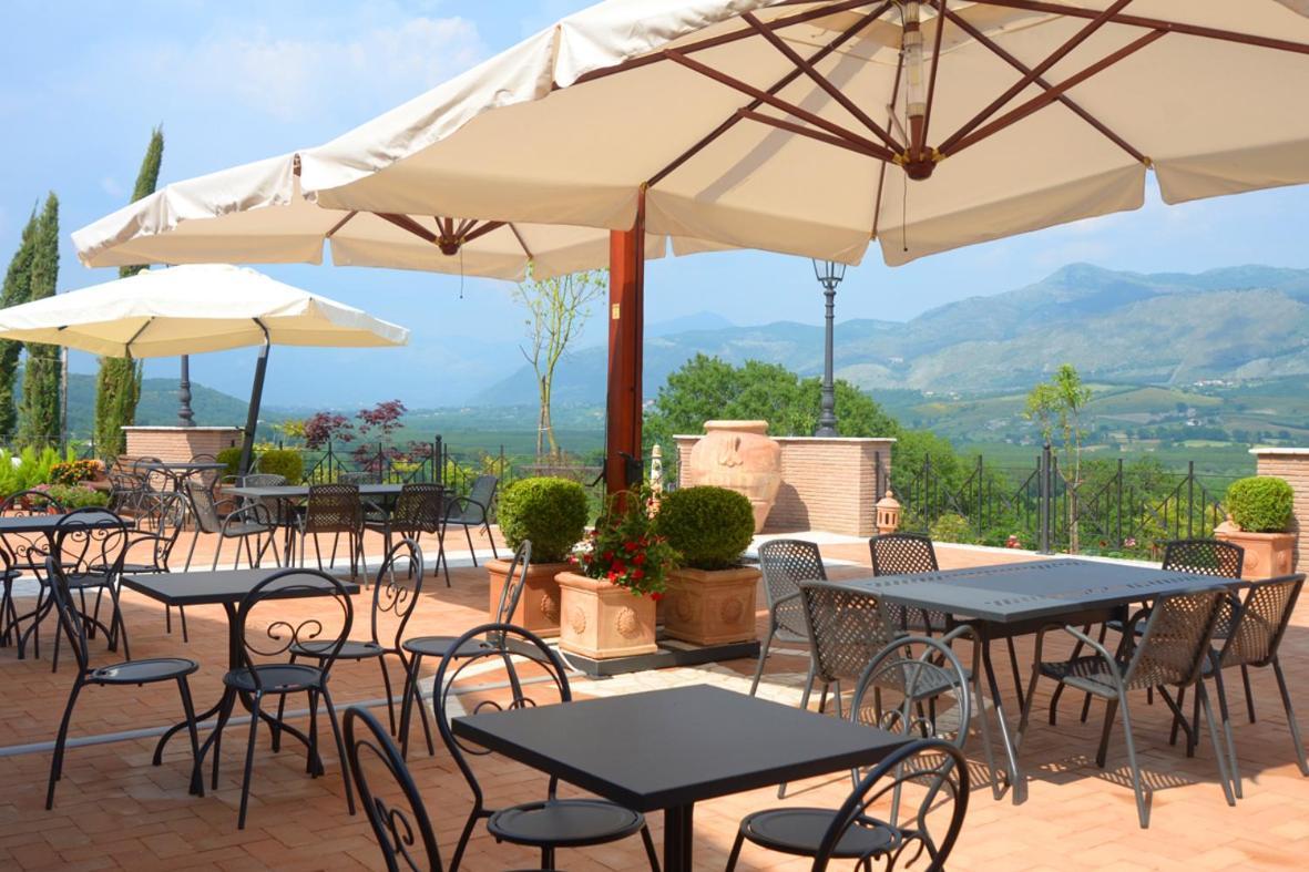 Bosco D'Olmi Country House Sant'Andrea del Garigliano エクステリア 写真