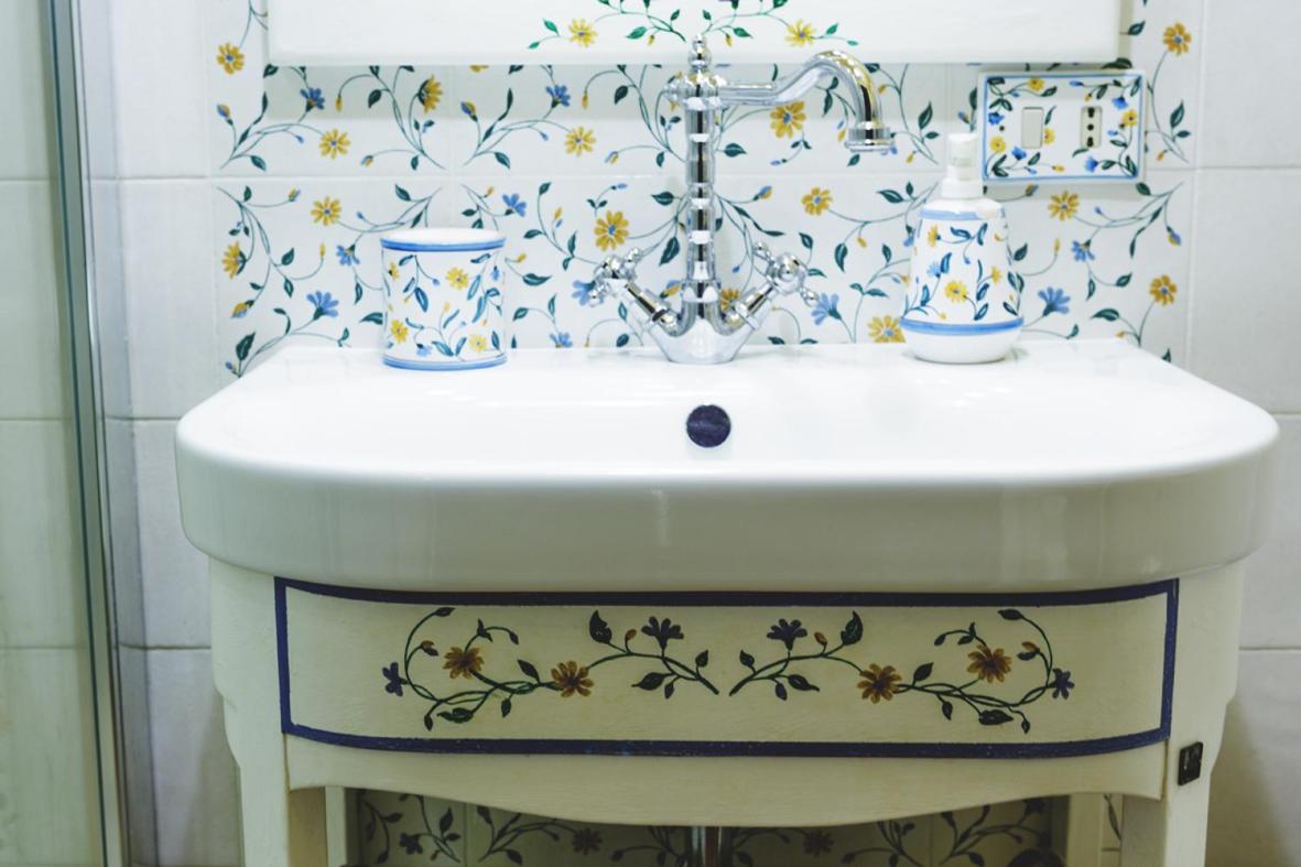 Bosco D'Olmi Country House Sant'Andrea del Garigliano エクステリア 写真