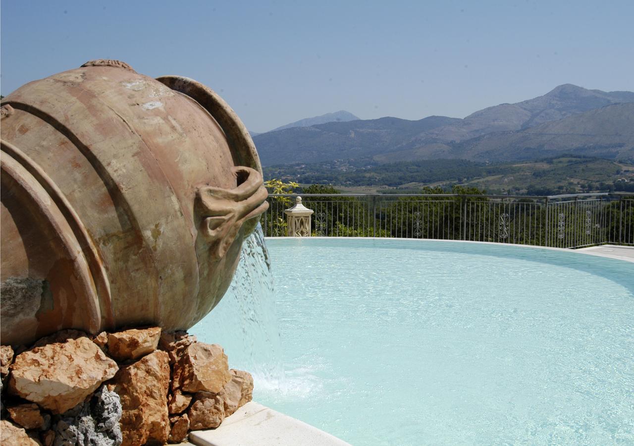 Bosco D'Olmi Country House Sant'Andrea del Garigliano エクステリア 写真